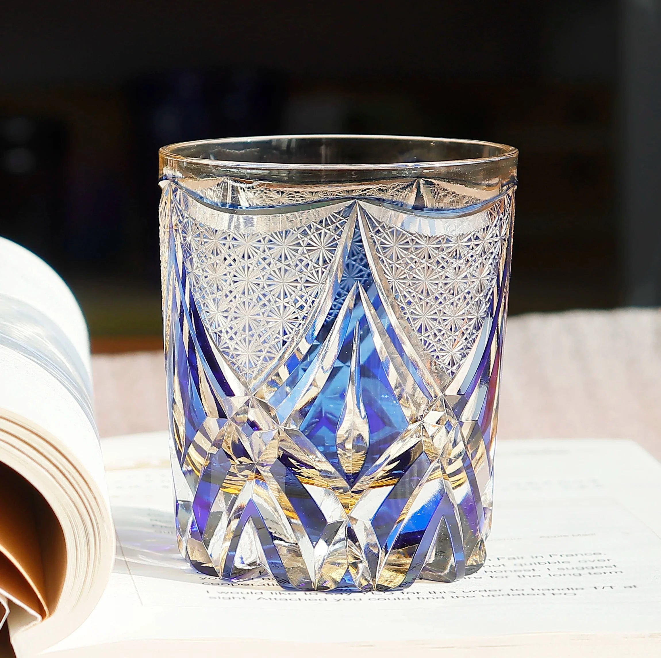 Verre Bleu Ancien